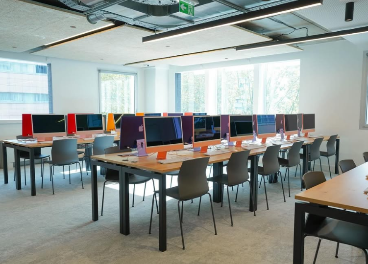 🎓 Découvrez le Collège de Paris : un réseau d’exc