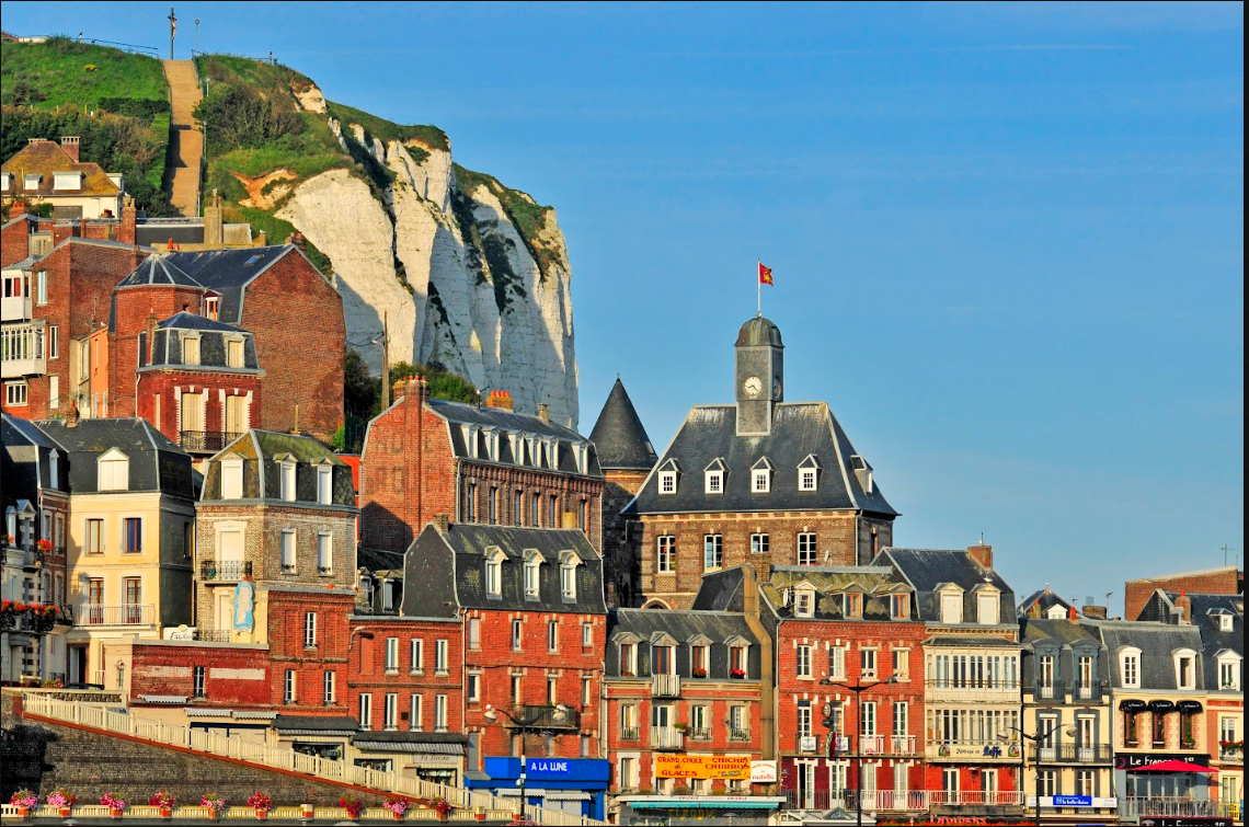 🏖️ Un séjour entre plage, villas classées et fala
