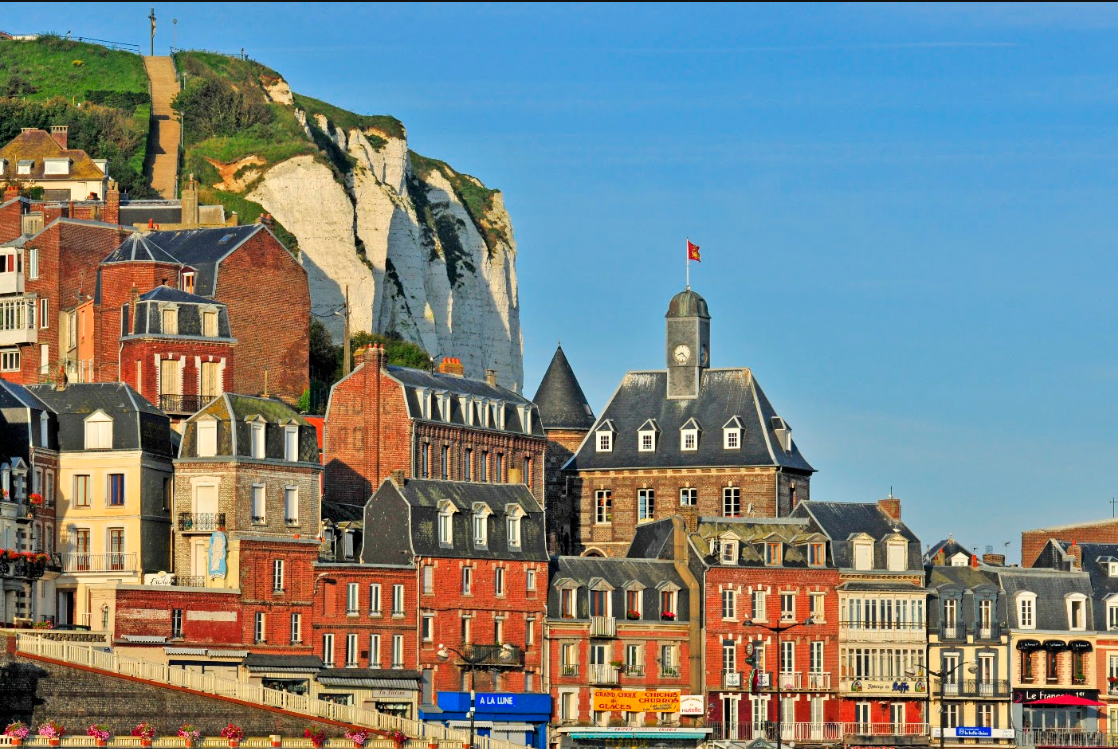 🏖️ Un séjour entre plage, villas classées et fala
