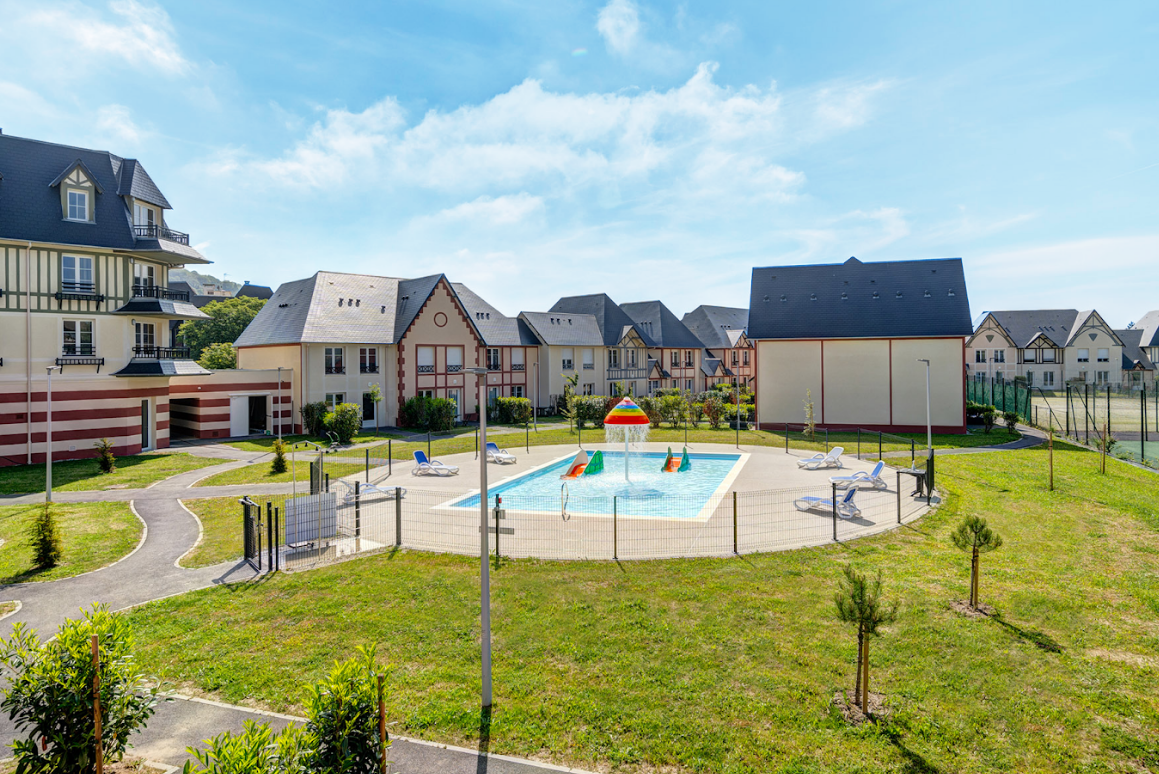 Située entre Deauville et Cabourg, Blonville-sur-M