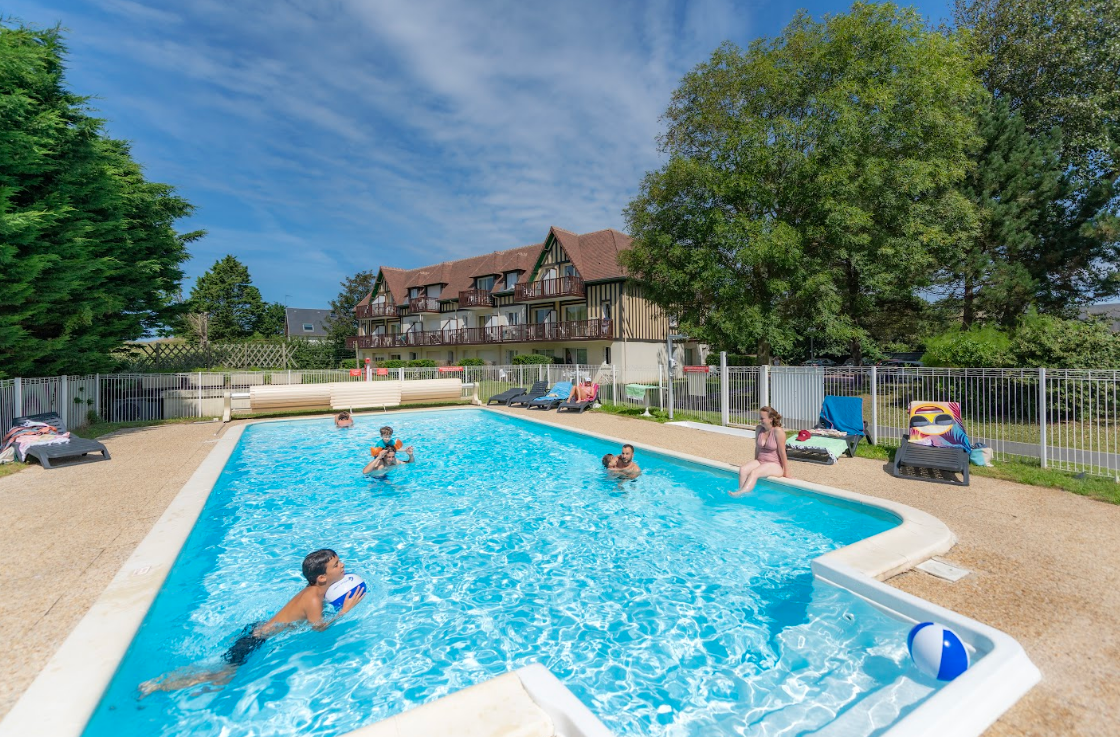 ⛳ Juillet à Cabourg, entre plage et golf